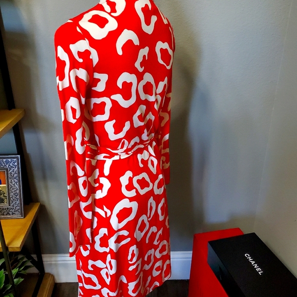 DVF hot pink coral white cheetah print wrap dress - Picture 3 of 7